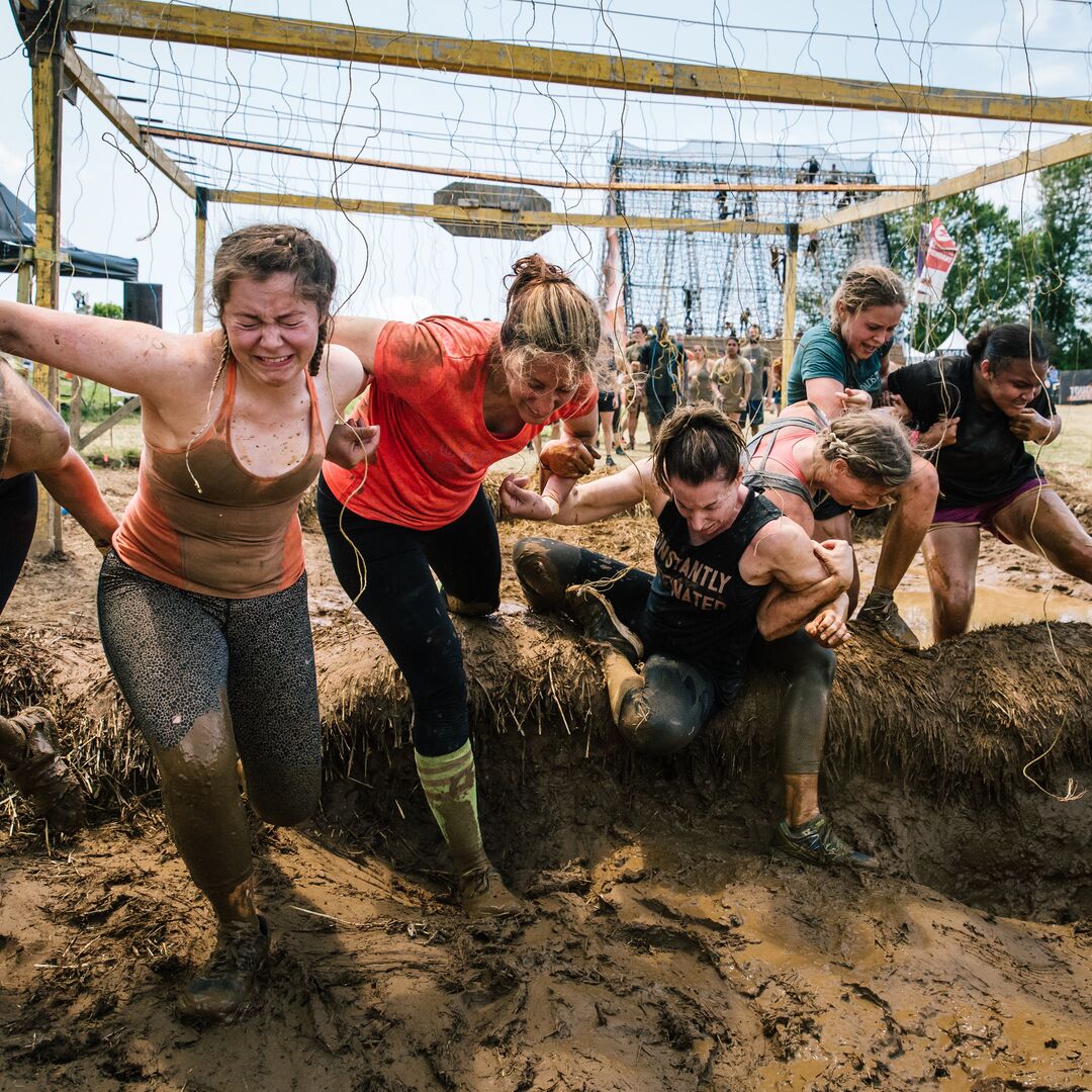 Participants running after finishing the ELectroshock Therapy